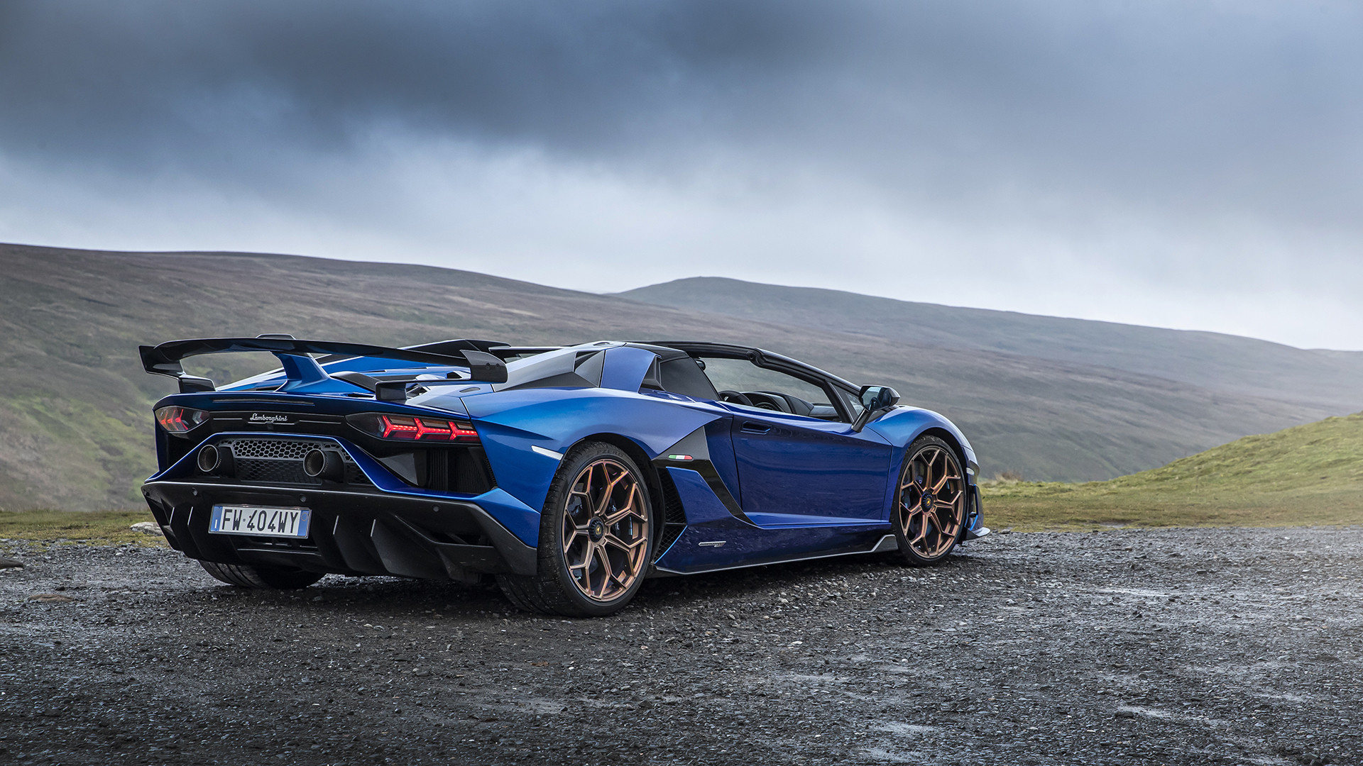 Behind the wheel of the mighty Aventador SVJ R Square Mile