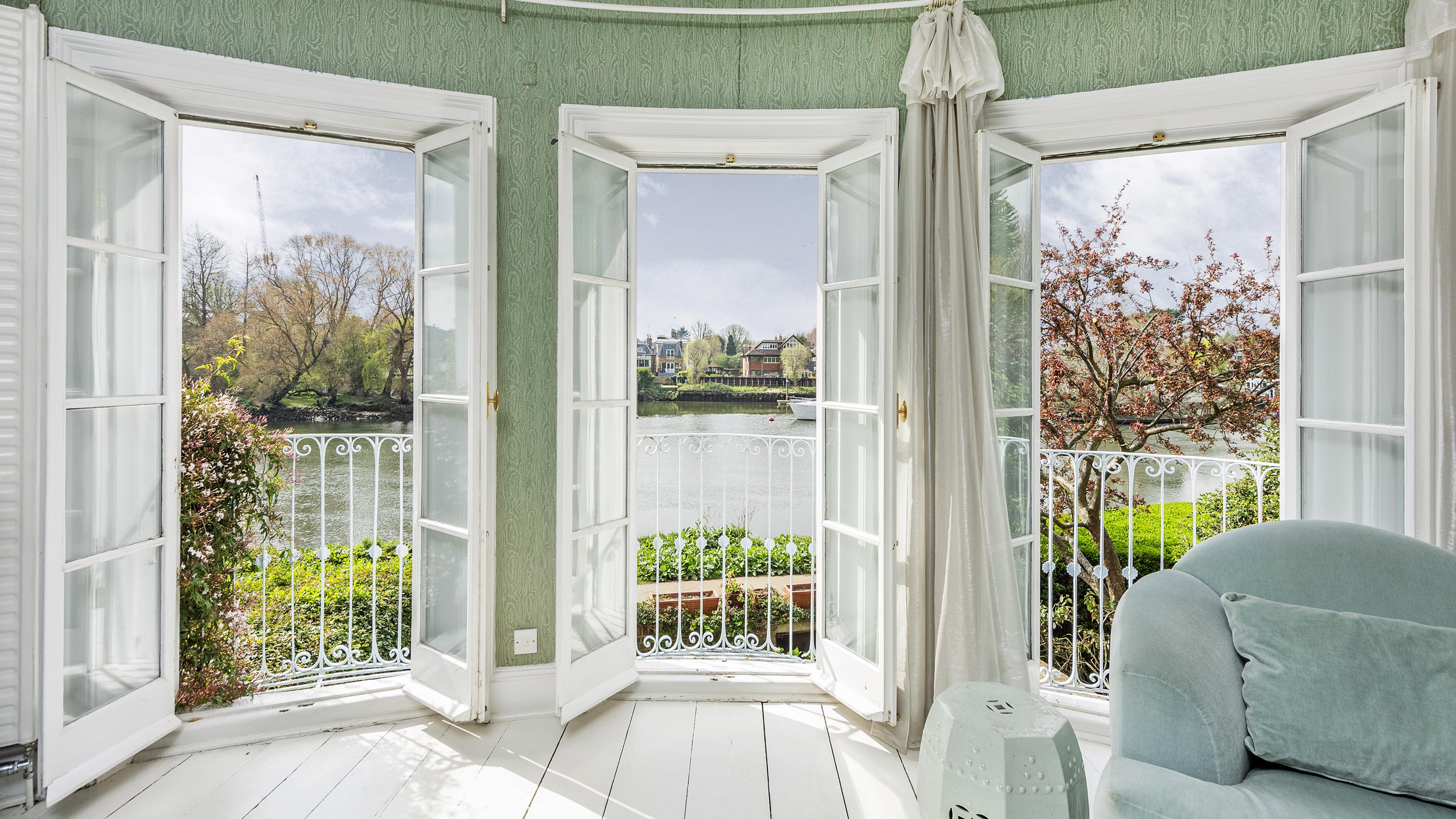 Best London riverside properties Square Mile