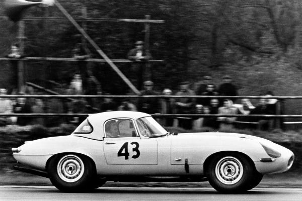 Jaguar Lightweight E-type Continuation