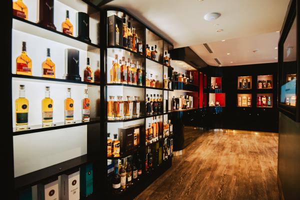 Tomoka whisky store in The Royal Exchange