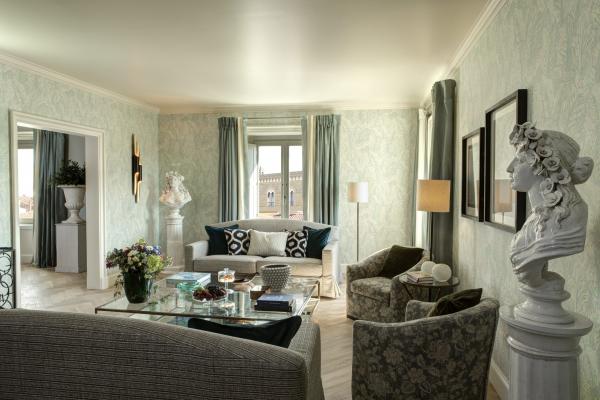 Hotel Savoy Florence suites