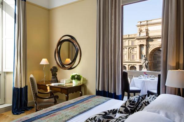 Hotel Savoy Florence suites