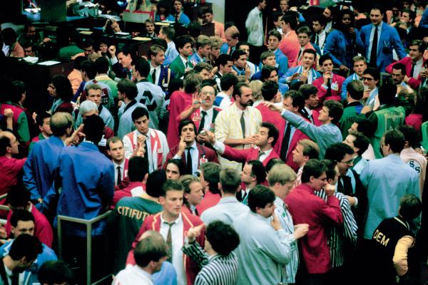 City of London stock traders 1990s UK at the London International Financial Futures Exchange (LIFFE).