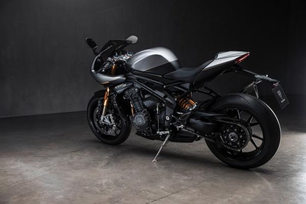 Triumph Speed Triple RR x Breitling Limited