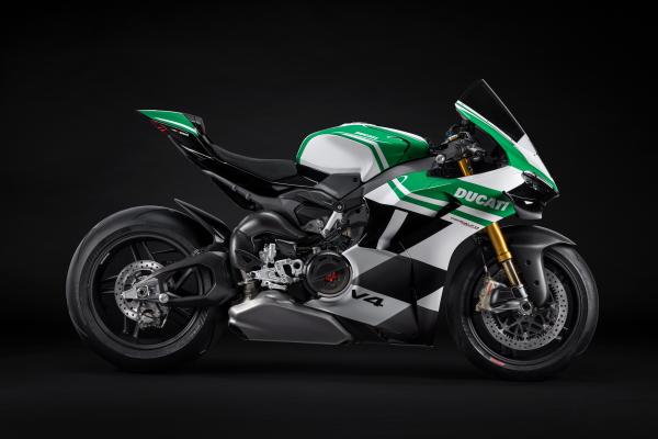 Ducati Panigale V4 Tricolore 1