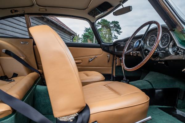 Aston Martin DB4 Series II details