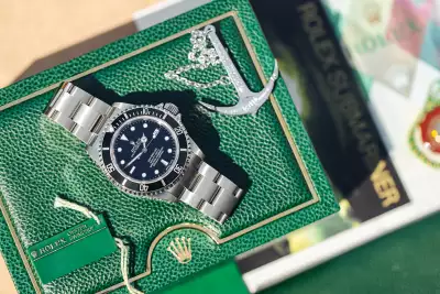 Rolex Sea Dweller 16600