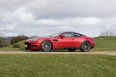 Aston Martin Callum 25