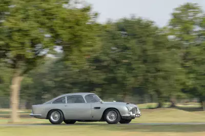 Aston Martin Goldfinger DB5 Continuation