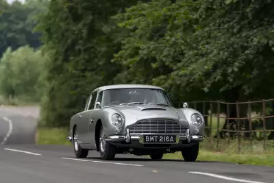Aston Martin Goldfinger DB5 Continuation