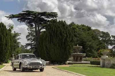 Aston Martin Goldfinger DB5 Continuation
