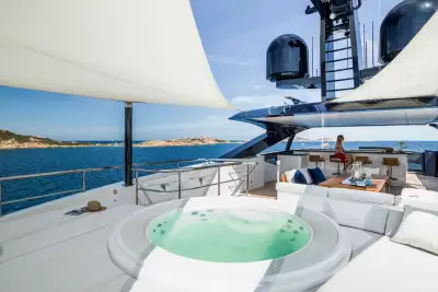 Irisha superyacht