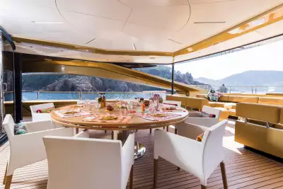 Khalilah superyacht