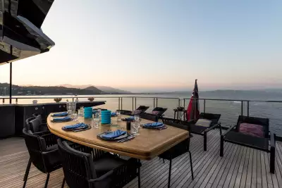 Khalilah superyacht