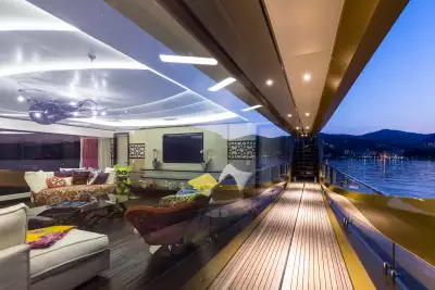 Khalilah superyacht