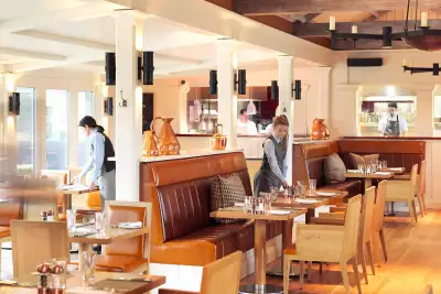 The Grove Hotel