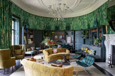 The Grove Hotel