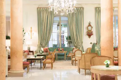 Le Bristol Hotel