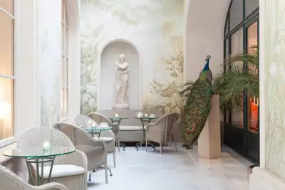 Le Bristol Hotel