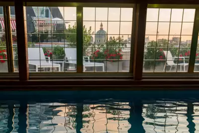 Le Bristol Hotel
