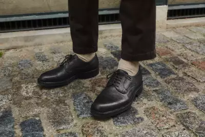 Cheaney Cairngorm in Dark Brown Pull Up Grain