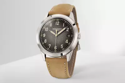 PATEK PHILIPPE Calatrava Ref. 5226