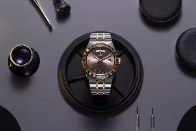 Tudor Royal