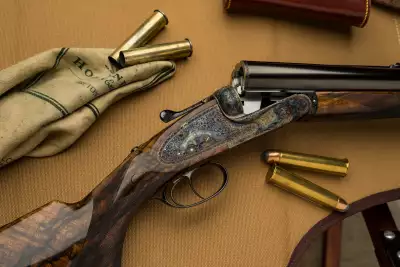 Holland & Holland shotgun