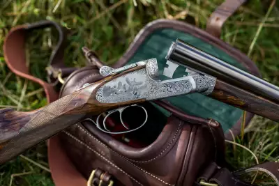 Holland & Holland shotgun