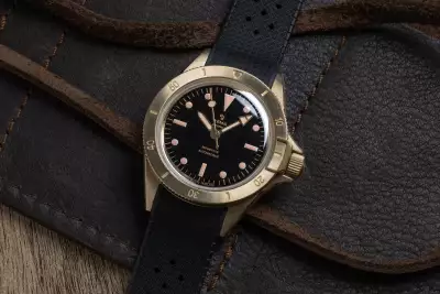 Yema Superman Bronze with lacquered black dial