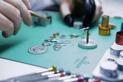 Luxe Watches service centre