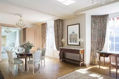 Hotel Le Bristol room