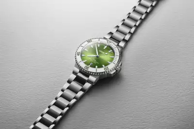 Oris Aquis Date &lsquo;Taste Of Summer&rsquo;