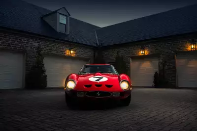 Ferrari 330 LM / 250 GTO