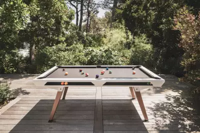 Cornilleau pool table