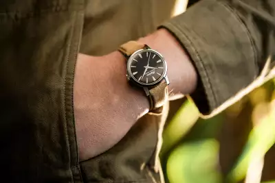 Alpina Tropic-Proof Handwinding watch
