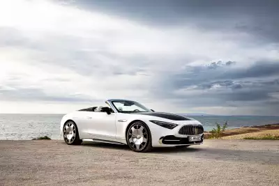 Mercedes-Maybach SL 680 Monogram Series in White Ambience