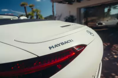 Mercedes-Maybach SL 680 Monogram Series in White Ambience