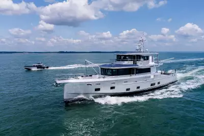 Arksen yacht