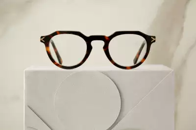 Yoovy Holker eyewear