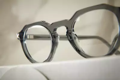 Yoovy eyewear
