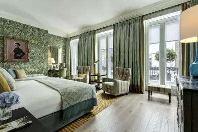 Brown's Hotel rooms