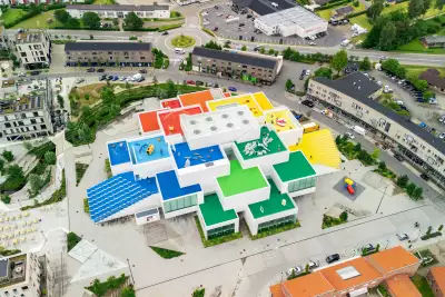 Lego House