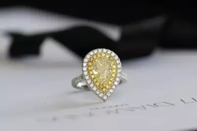 77 Diamonds ring