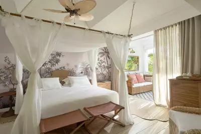 Deluxe Premium bedroom at Paradise Cove