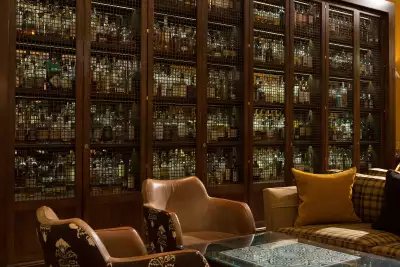 SCOTCH bar