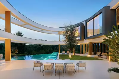 Camiral villa