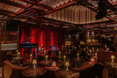 Upstairs at Ronnie's