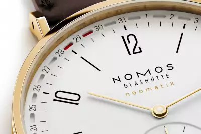 Nomos Tangente Update