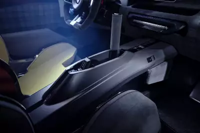 Renault 5 Turbo 3E interior
